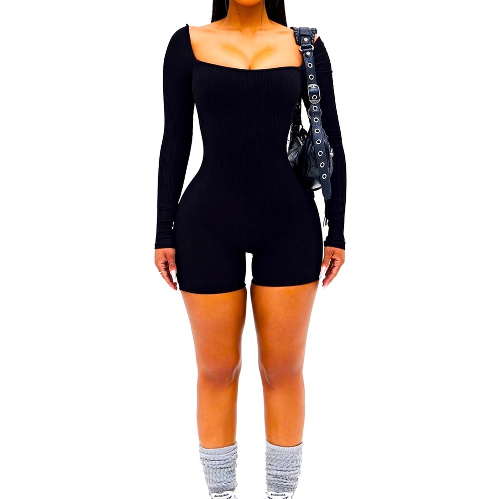 FashionNova Snatch Romper Black-